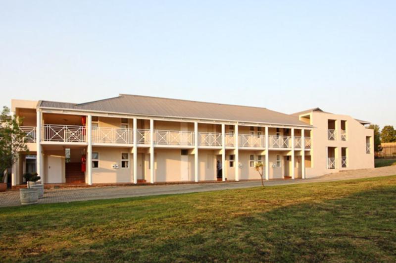 Vetho 2 Apartments Or Tambo Airport Kempton Park Bagian luar foto