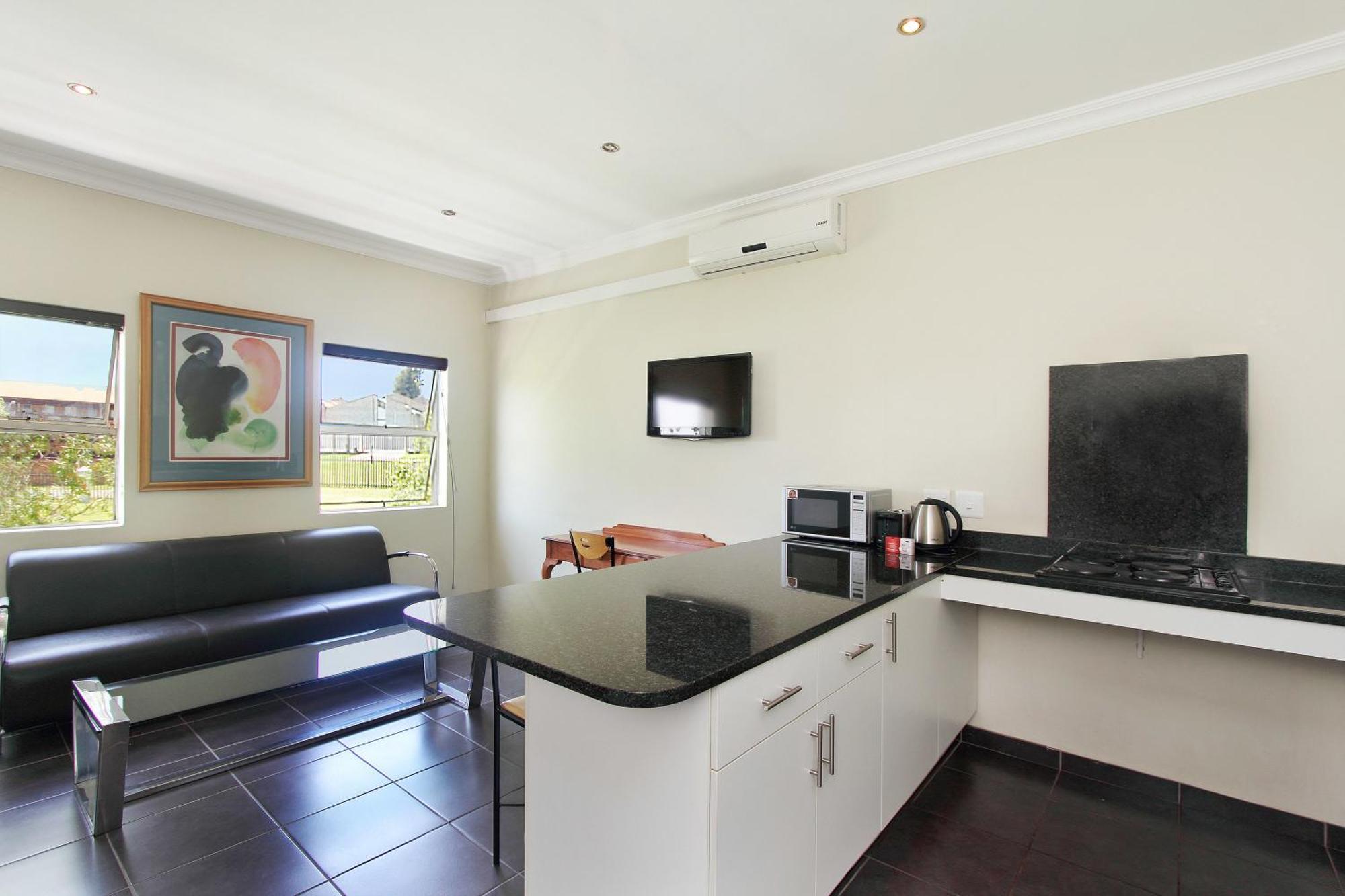 Vetho 2 Apartments Or Tambo Airport Kempton Park Ruang foto