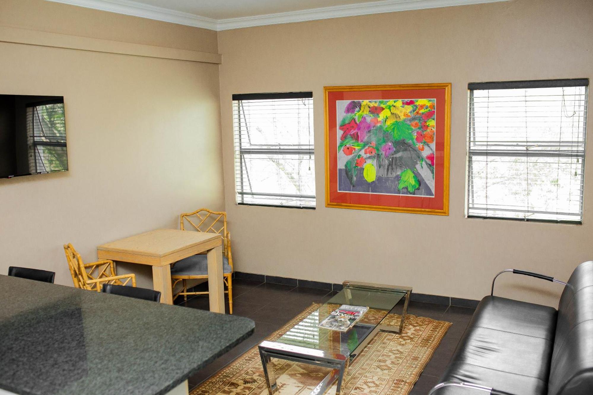Vetho 2 Apartments Or Tambo Airport Kempton Park Bagian luar foto