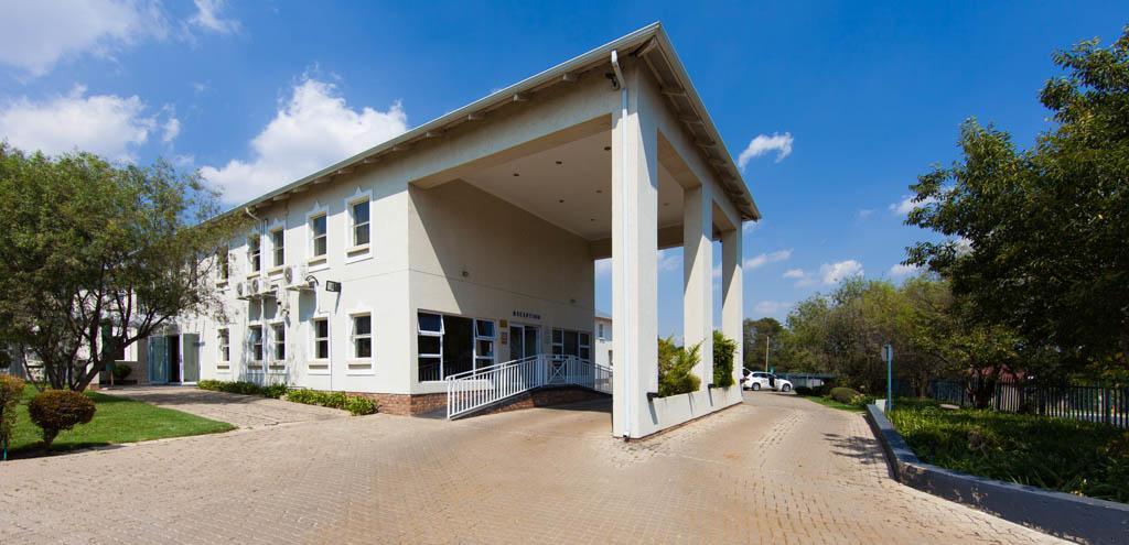 Vetho 2 Apartments Or Tambo Airport Kempton Park Bagian luar foto