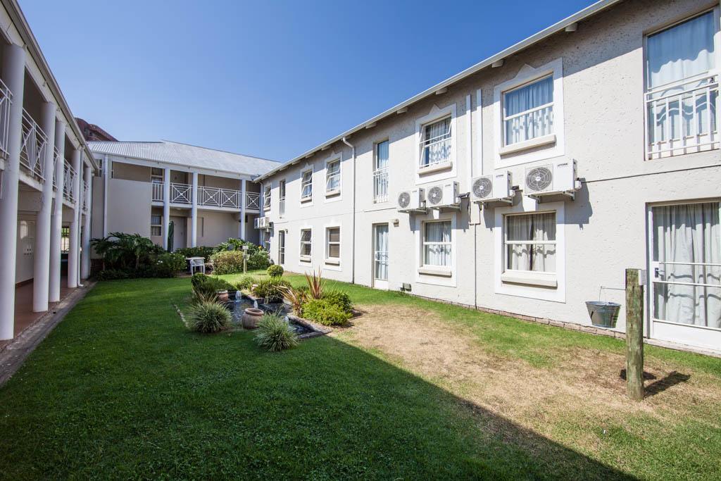 Vetho 2 Apartments Or Tambo Airport Kempton Park Bagian luar foto