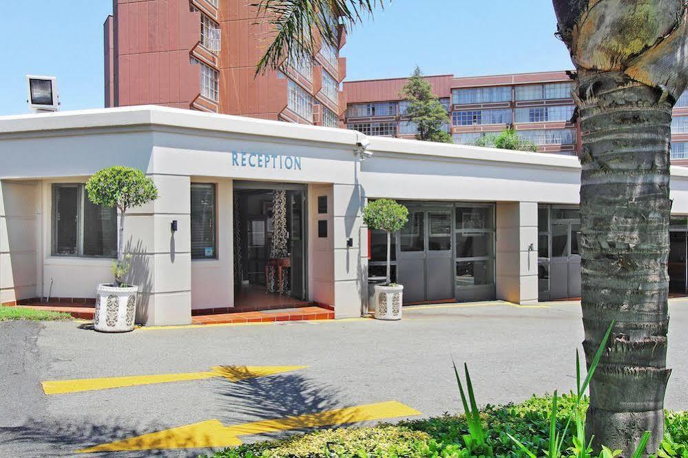 Vetho 2 Apartments Or Tambo Airport Kempton Park Bagian luar foto